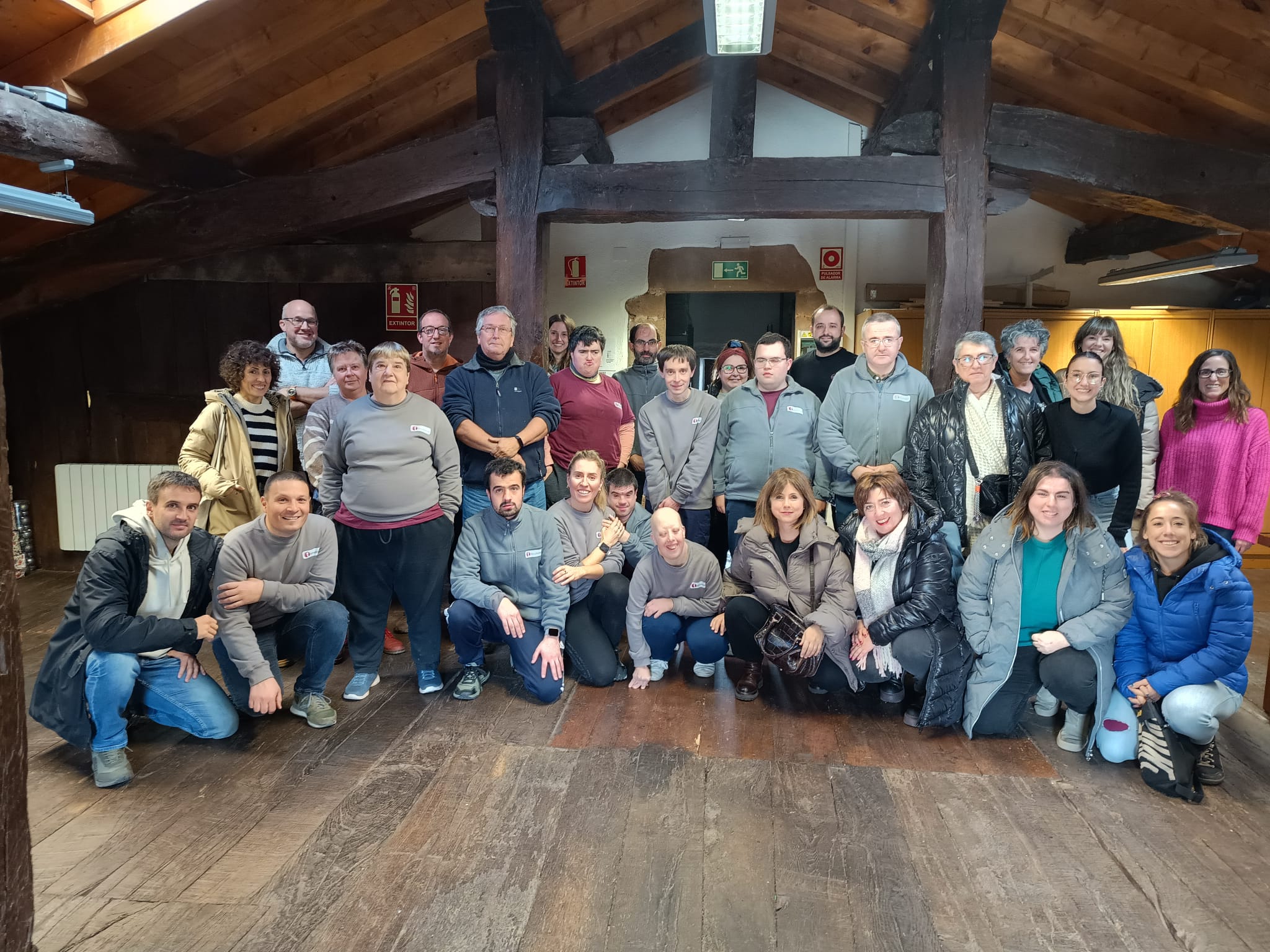 Ikastetxeko zuzendaria Tasubinsako zentruan egon da bixitan